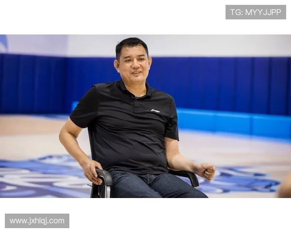 巩晓彬：从篮球场上的传奇到执教生涯的辉煌蜕变